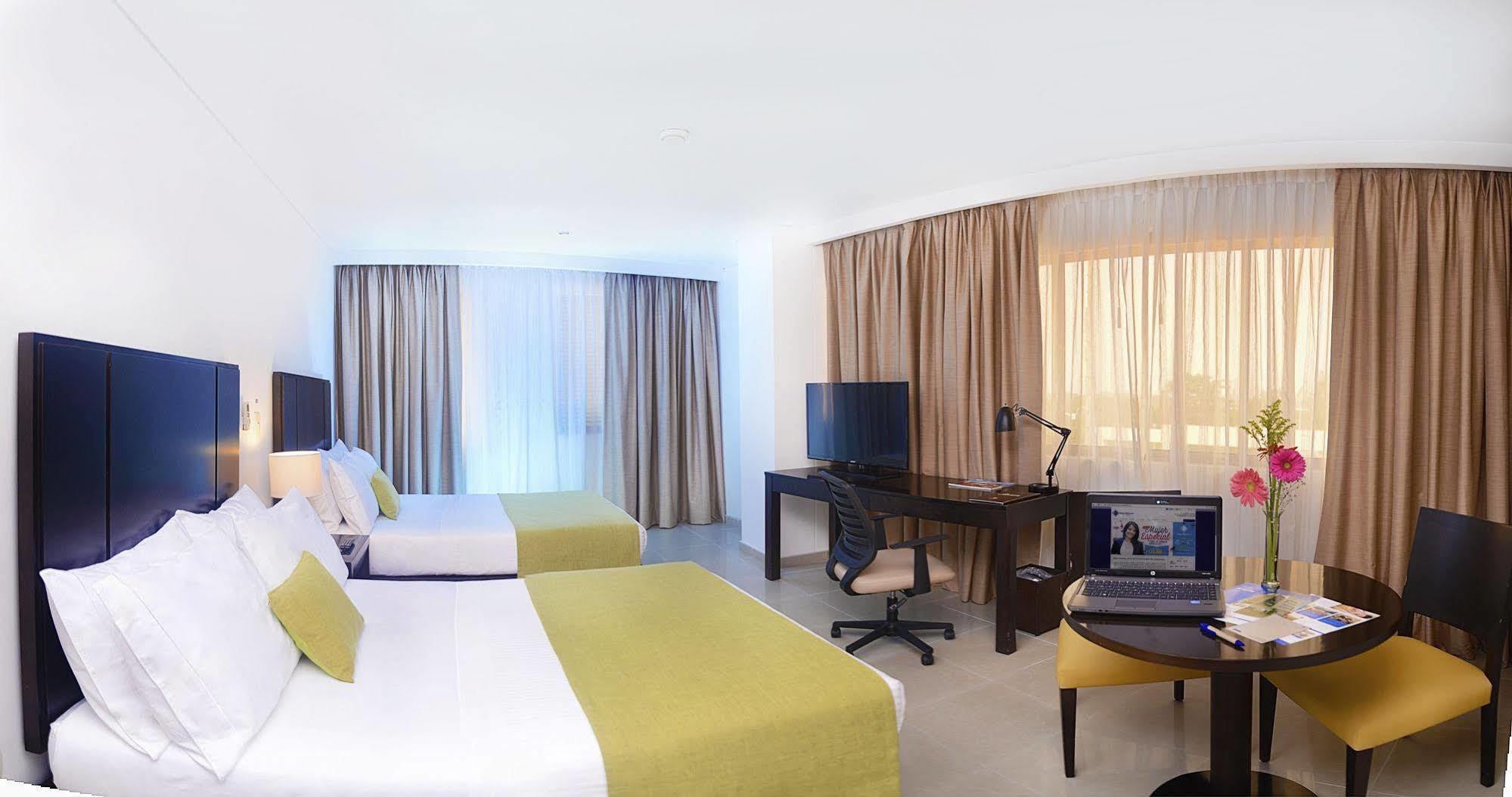 Hotel Millenium Barrancabermeja Buitenkant foto