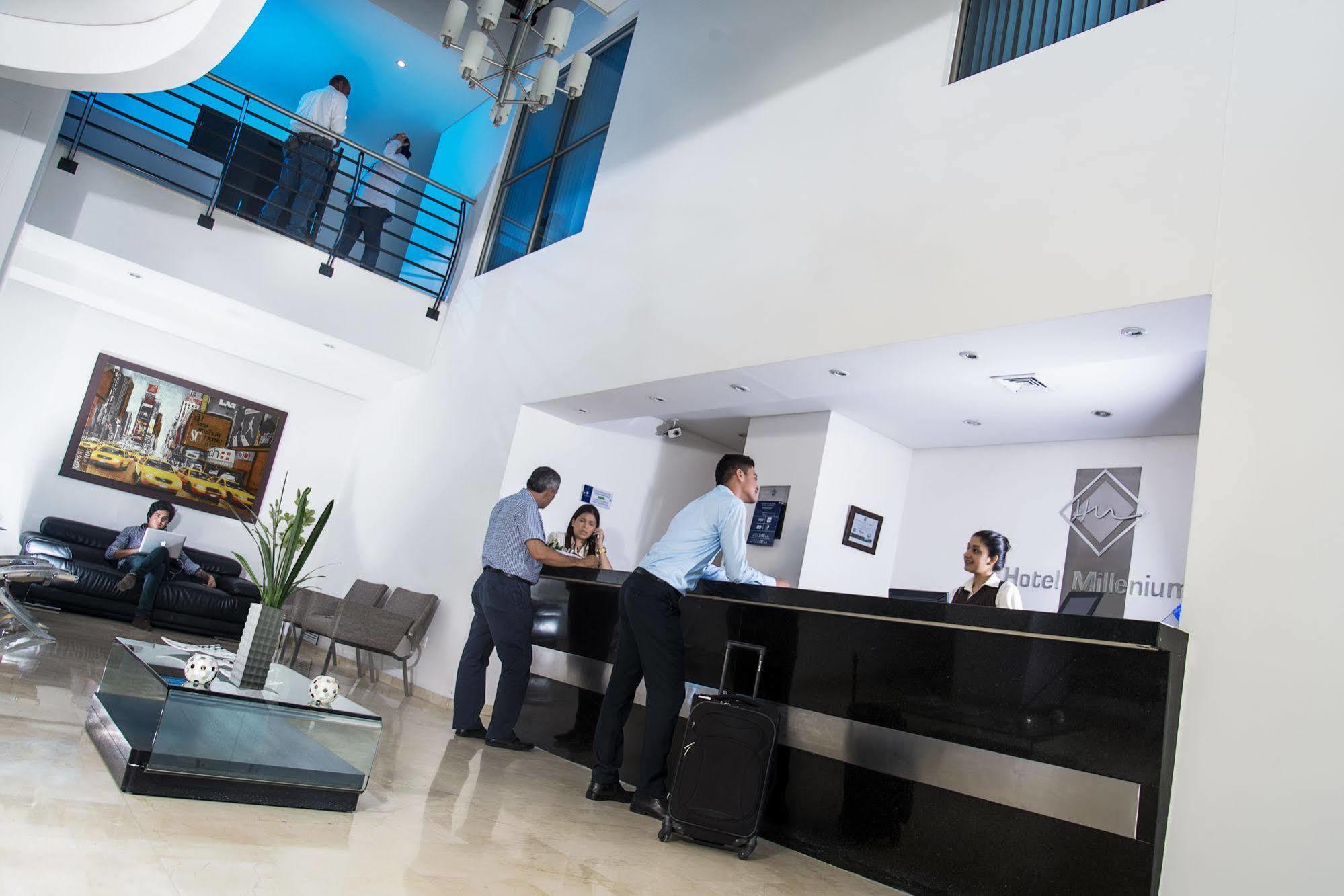 Hotel Millenium Barrancabermeja Buitenkant foto