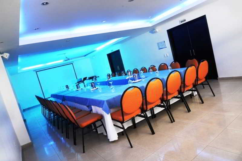 Hotel Millenium Barrancabermeja Buitenkant foto